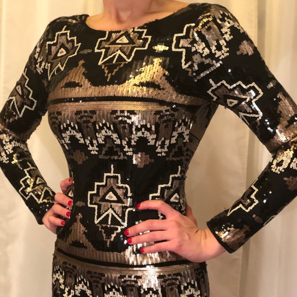 Sequined Backless Cocktail Dress